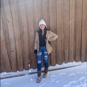 Meet your Posher, Anna